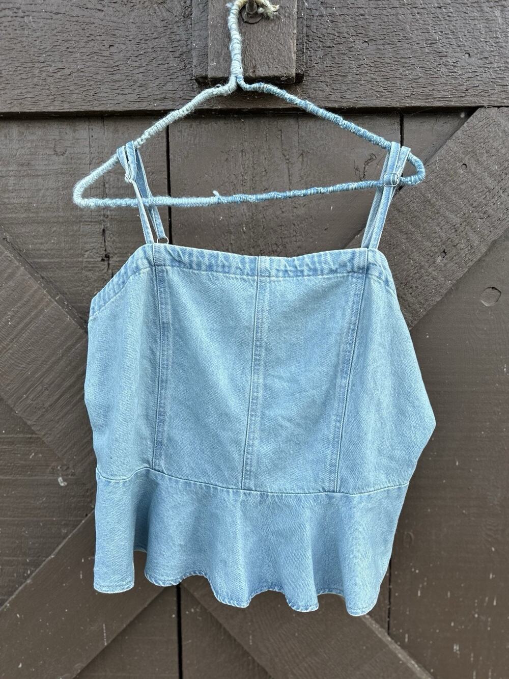 Levi’s Peplum Denim Top With Back Zip Size XL Boho Coastal Cowgirl